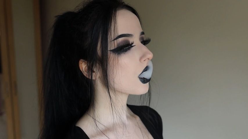 British goth vaping