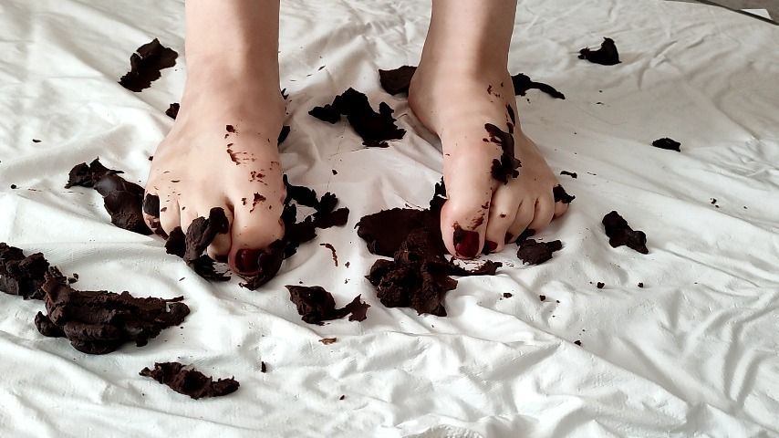 Chocolate cake and my feet