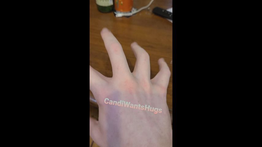 A Short Hand Worship Clip