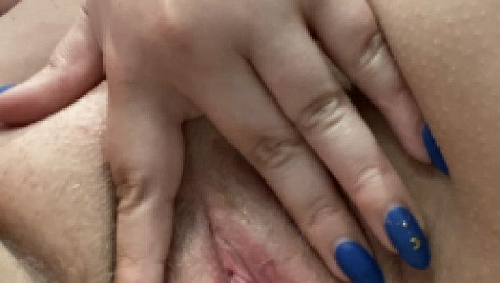 Fingering my Wet Pussy