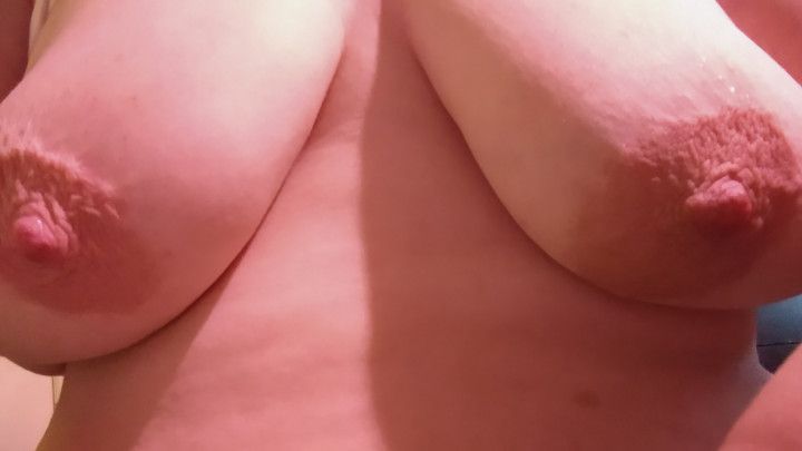 BBW Natural Tits