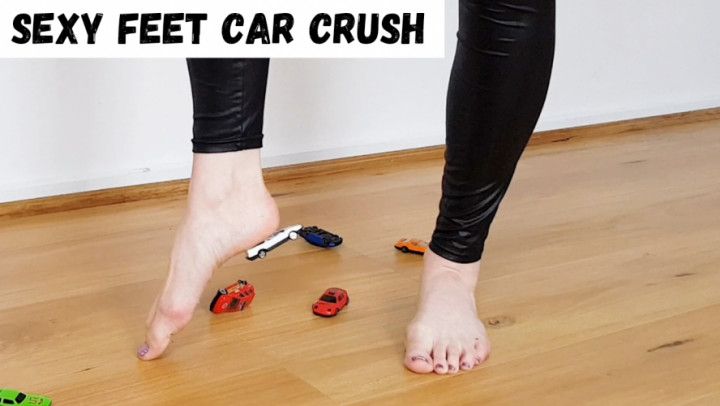 Sexy feet and heels car crush