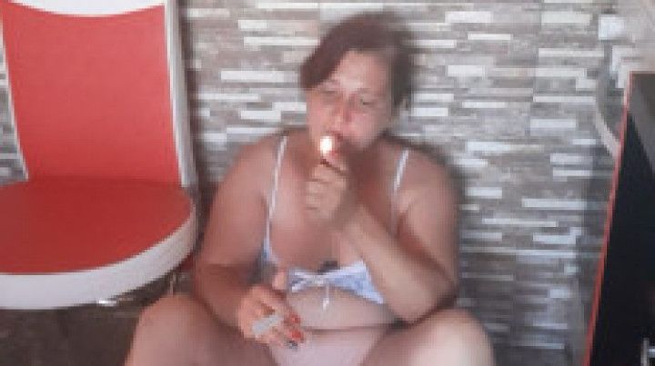 Giantess Sofia smoking 4 at once