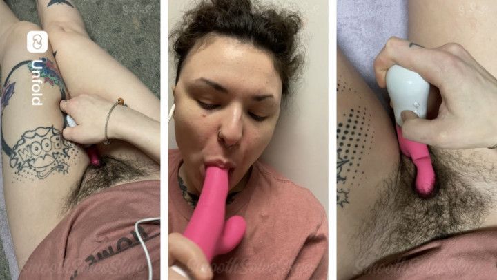 Sneaky late night dildo fun