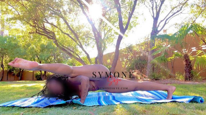 Naked Yoga Mediate with Me