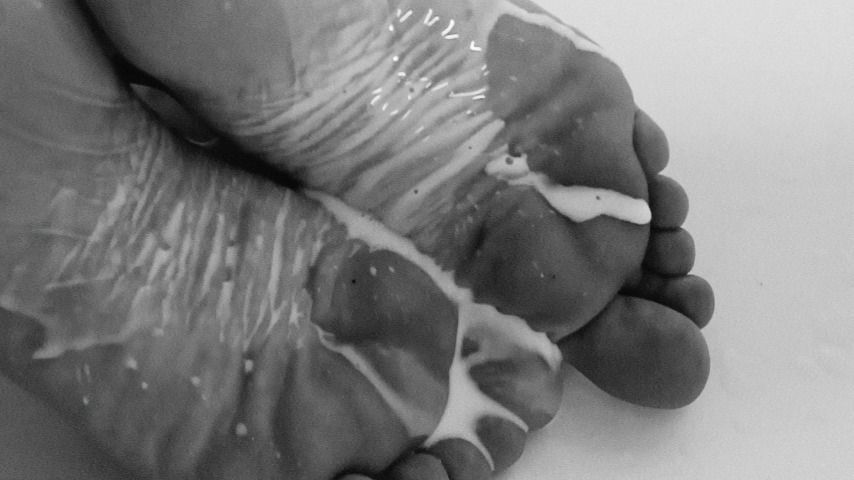 Milk feet