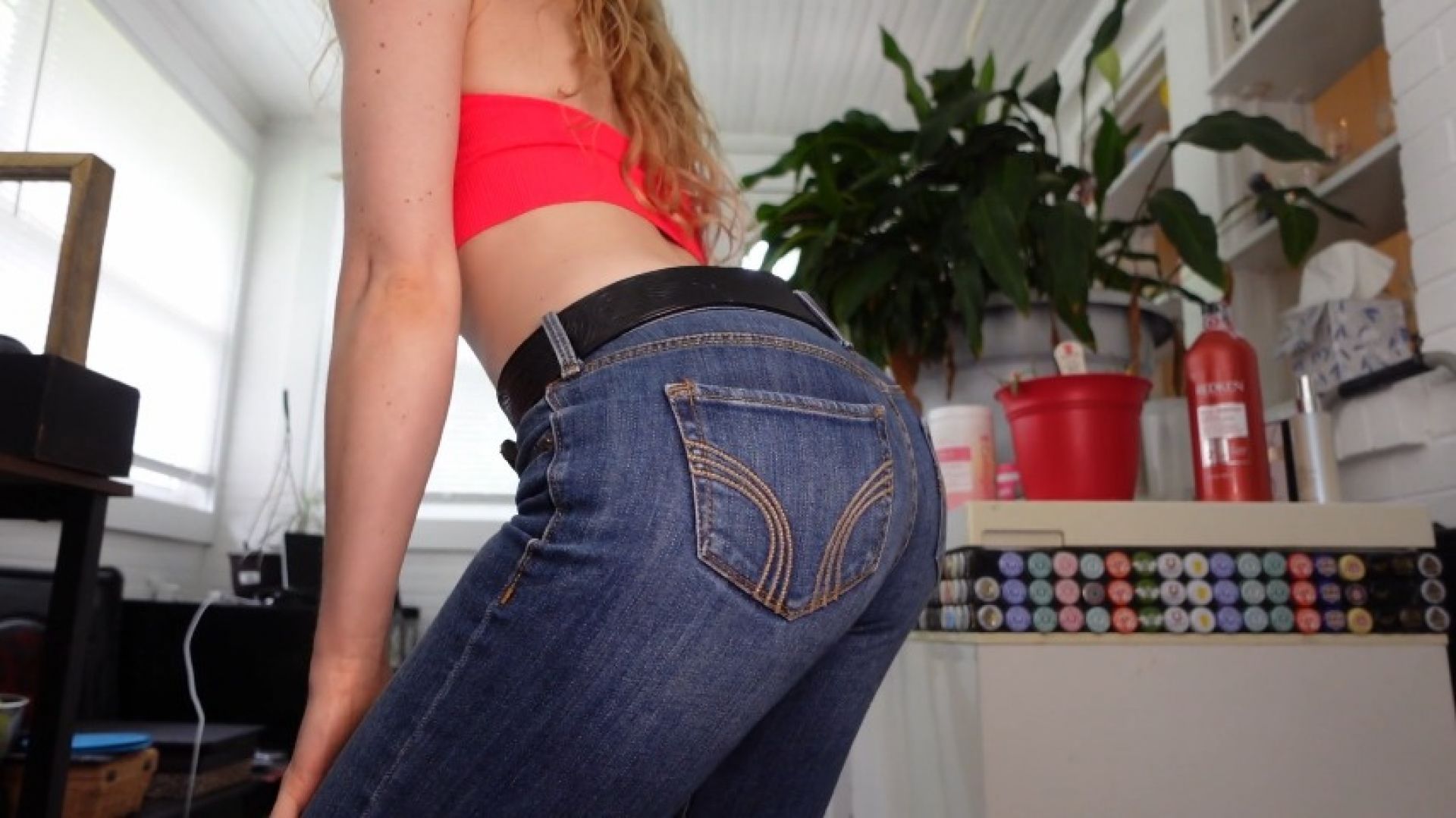 1k Followers 'Thank You' Free Jeans Tease Vid