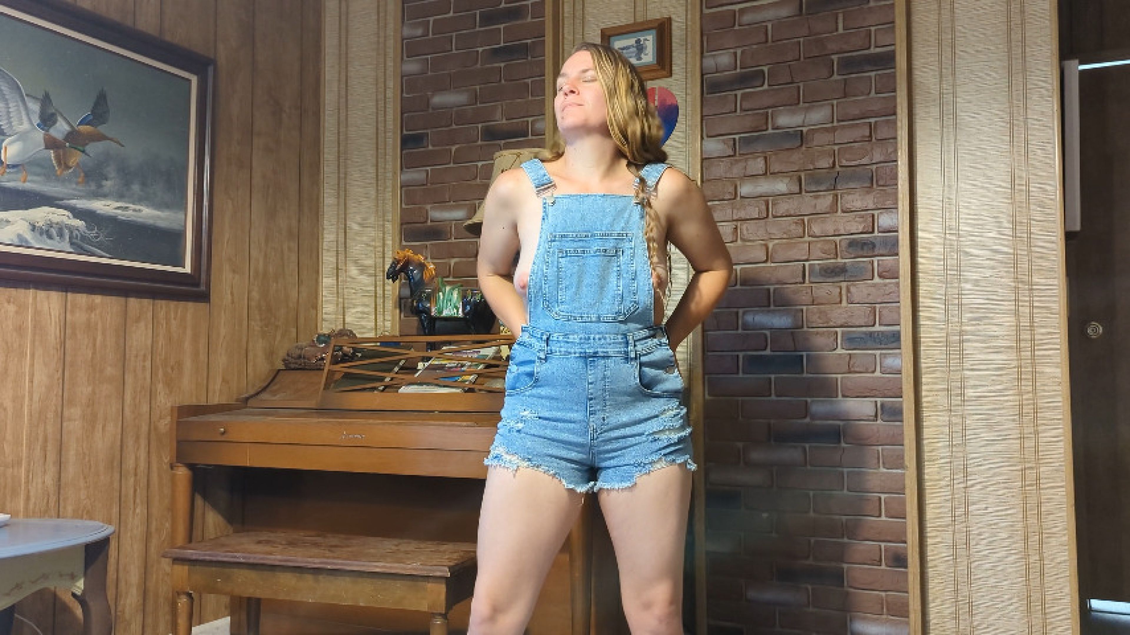 Peeing my new denim overalls - jeans wetting