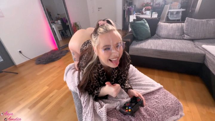 Gamer Girl doggy fucked till huge facial