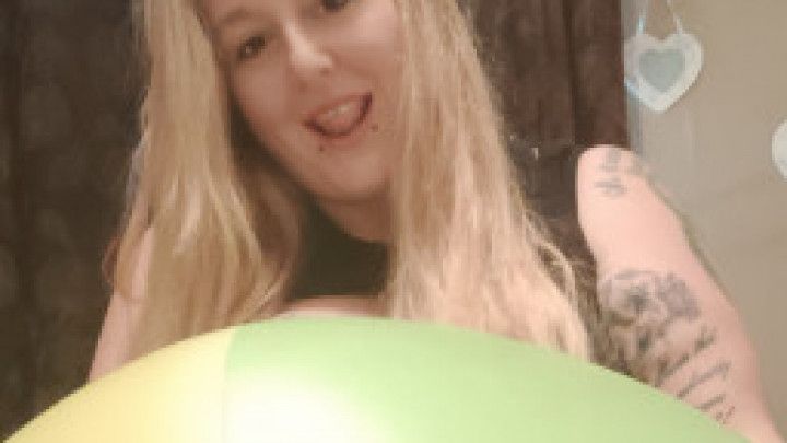 BBW inflatable beach ball fun