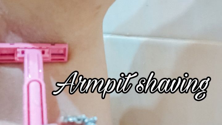 Armpits shaving