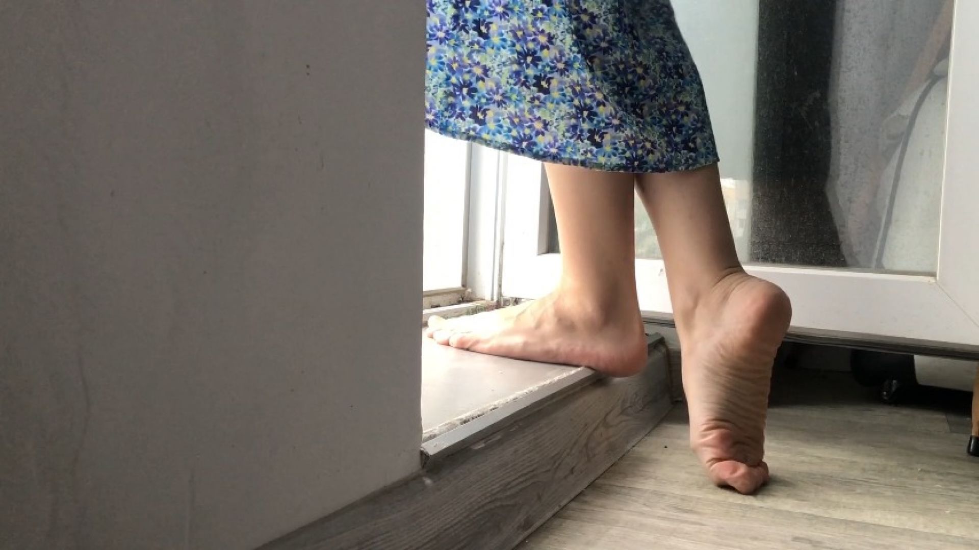 Soles, feet tease