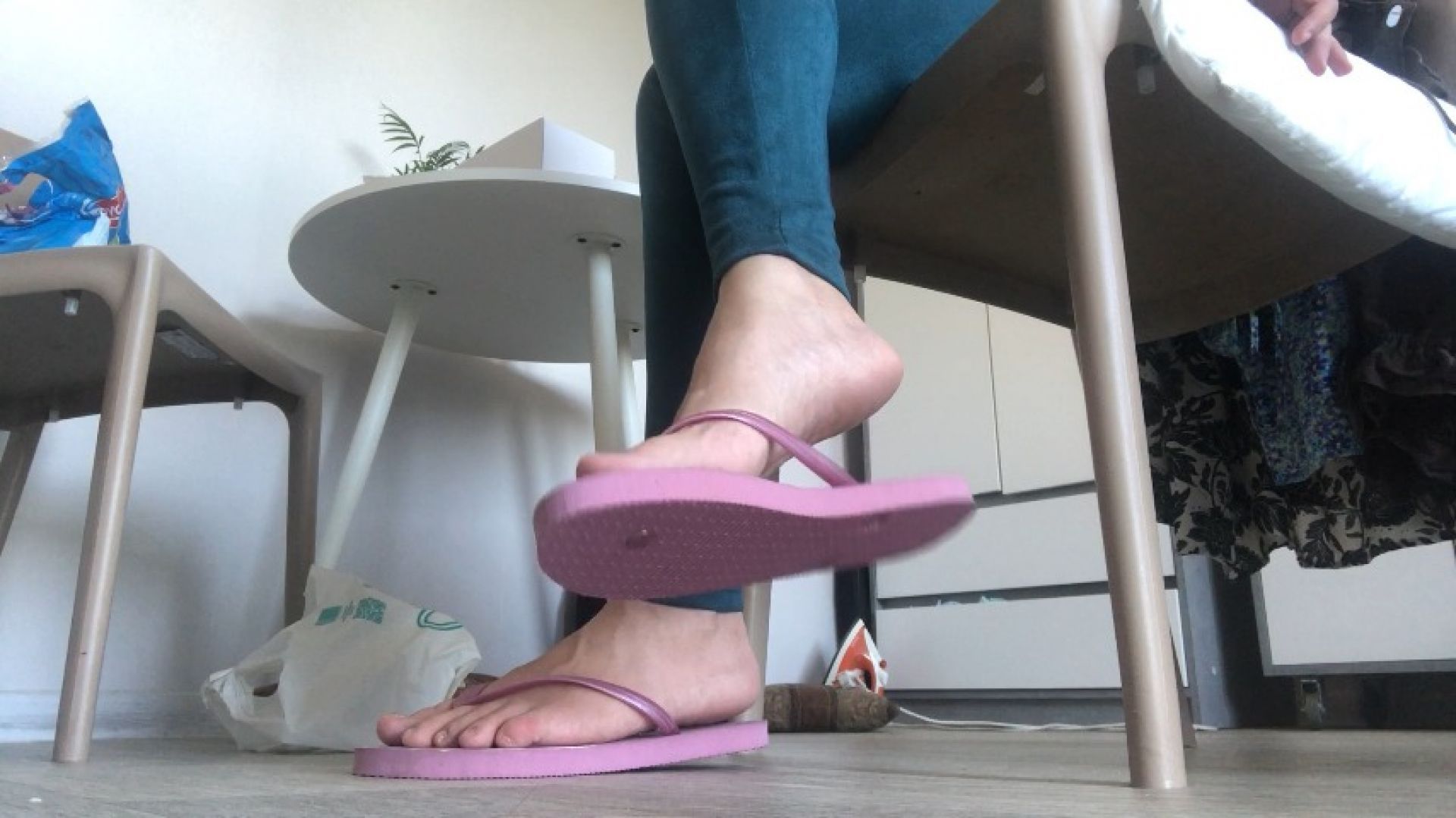 Flip flops teasing