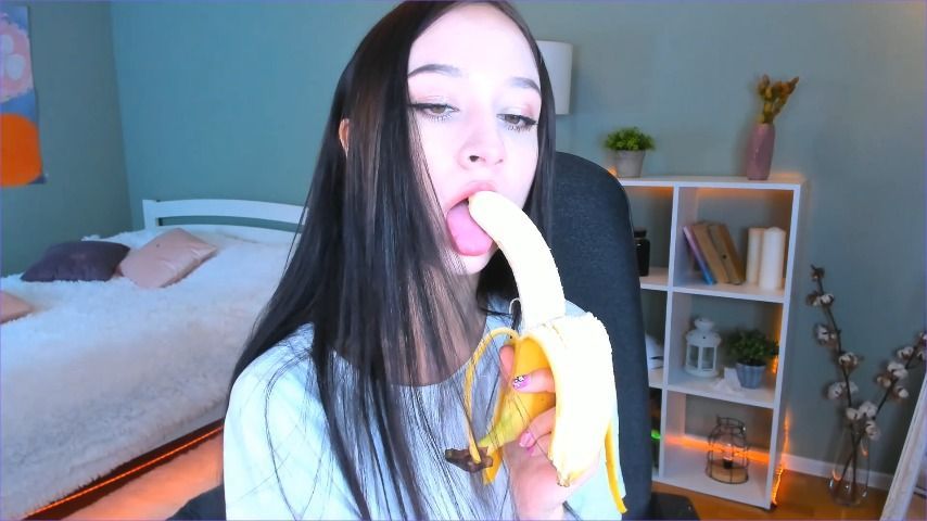 long bananas is my weakness