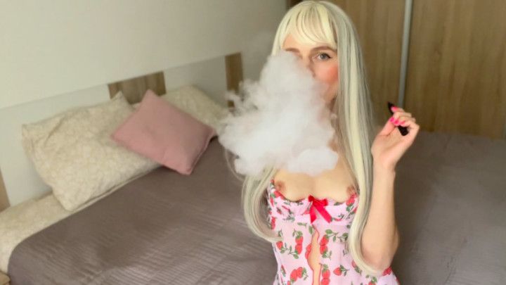 Bad Barbie girl SMOKE