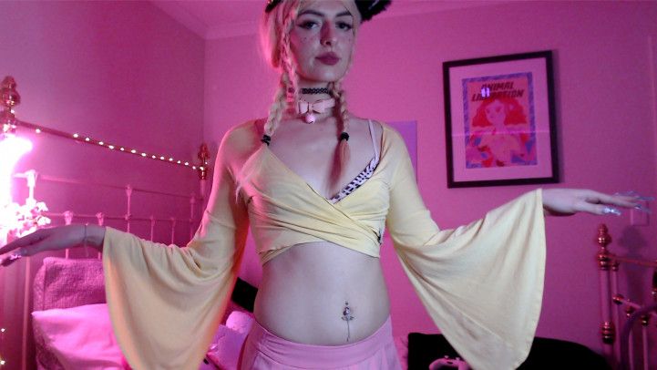 Bellydancing ~ Showing Off My Belly