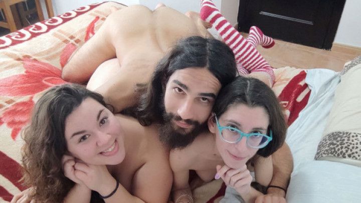 Cuckold Threesome With 2 Girls