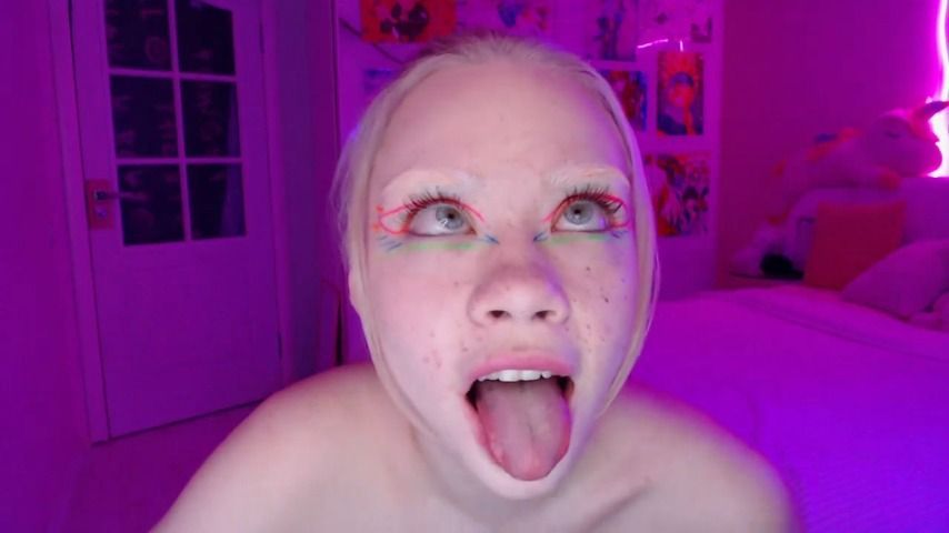 Exotic MakeUp White Eyebrow Ahegao