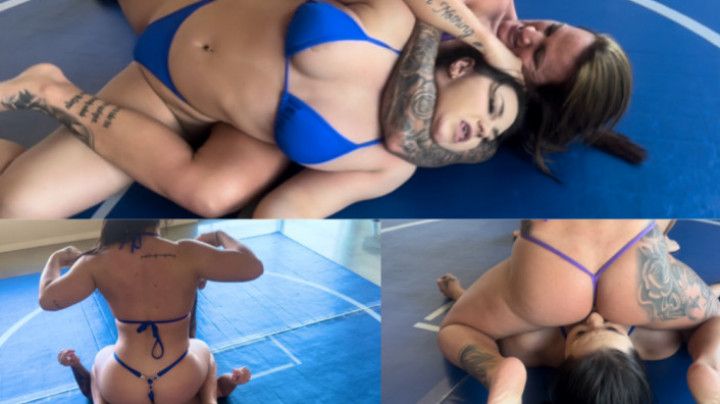 Wrestling! Submission = Face Sit! Hungarian Huntress vs Tape