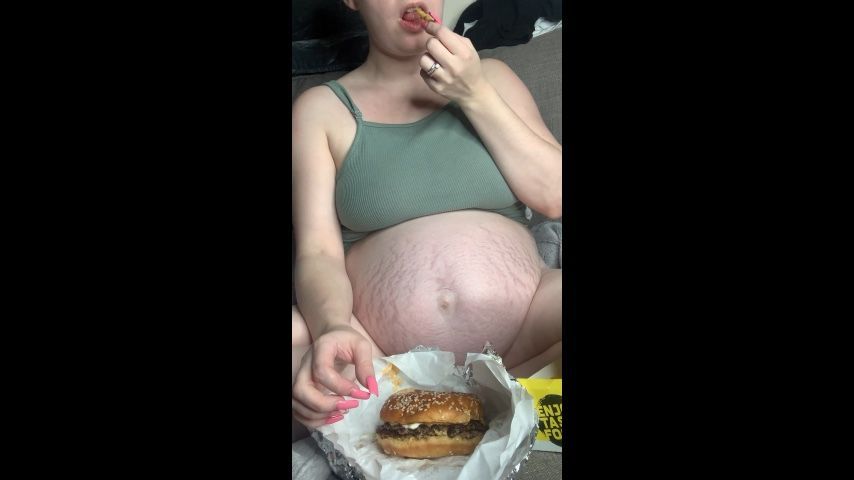 MastersLBS 28w pregnant eating and burps