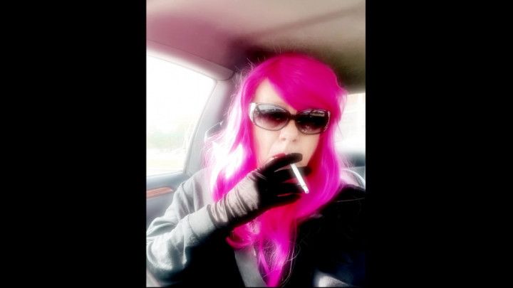 MATURE PINK SISSY DRIVING AND SMOKING VS120 MENTHOLS