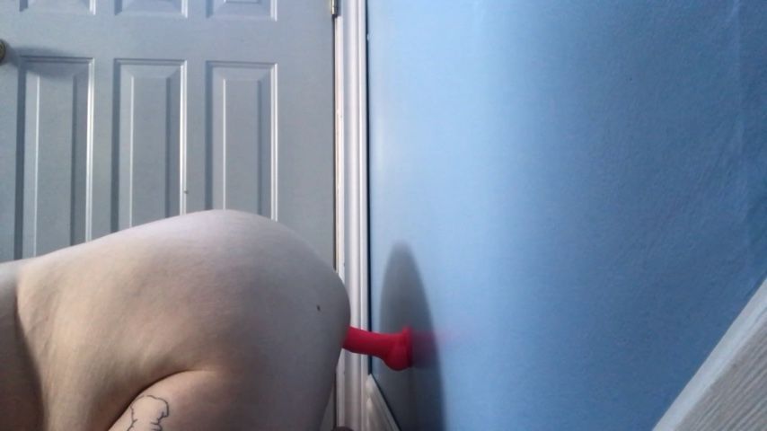 Bbw fucks dildo on wall