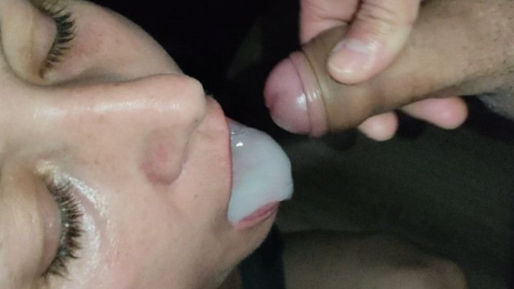 Plenty Cum in the Mouth for Mature MILF Housewife