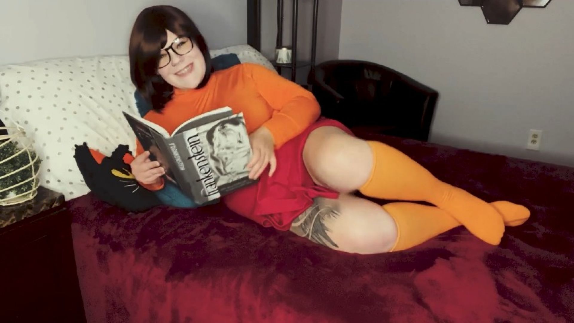 Jinkies! Velma lends a hand with a JOI