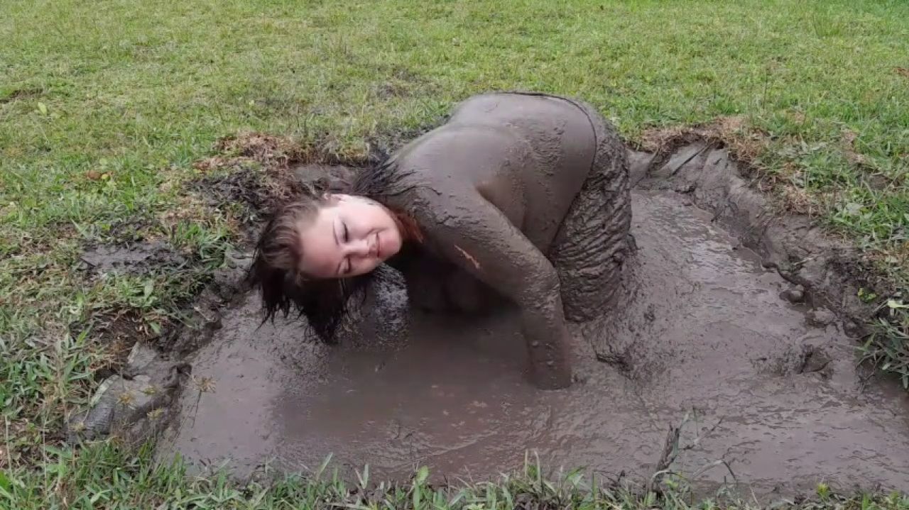 Sexy Blue Jeans and Sensual Mud Play