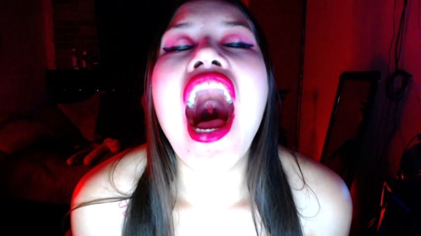 Open my mouth and show uvula