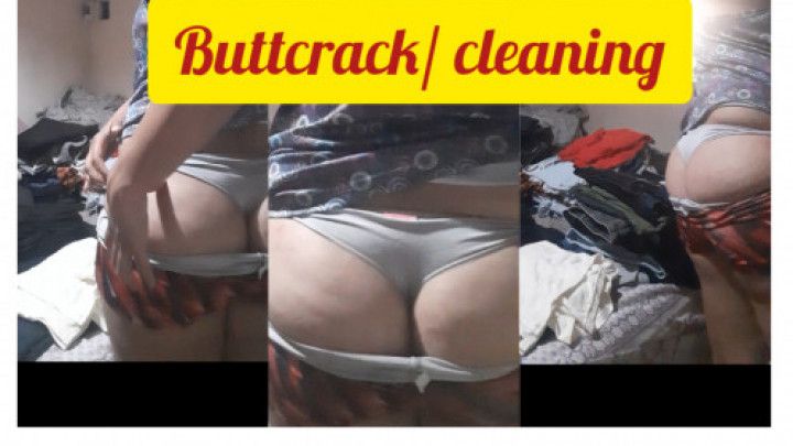 Buttcrack/ cleaning