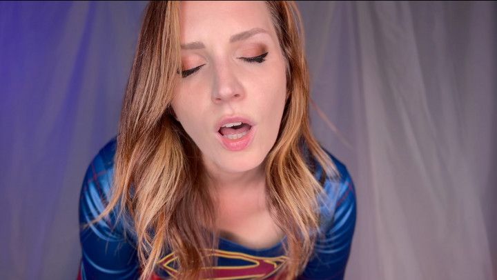 Super Heroine Entranced to Do Anything