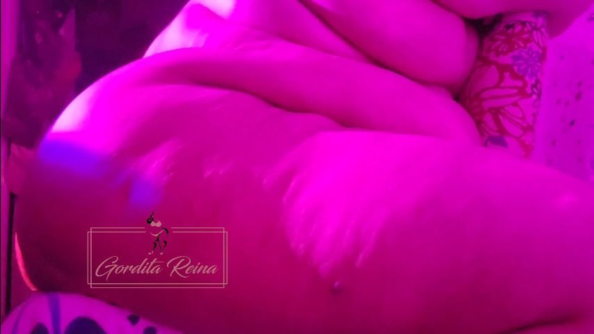 SSBBW sexy rolls rides vibrator on chair