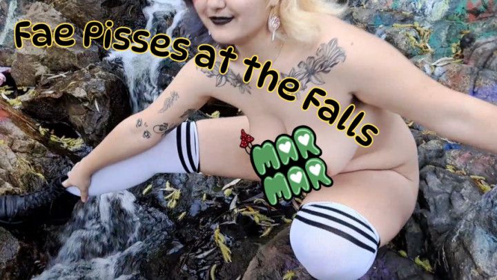 Fae Pisses at the Falls