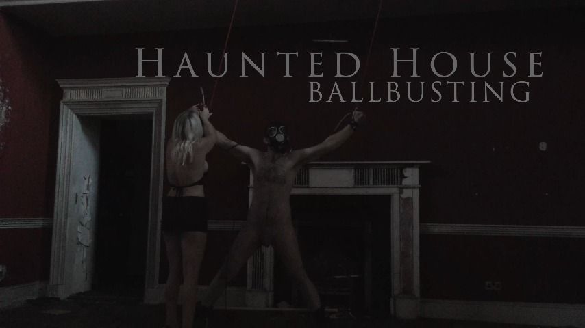 HAUNTED HOUSE BALLBUSTING