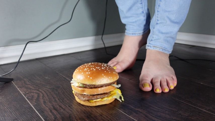 Burger Barefoot