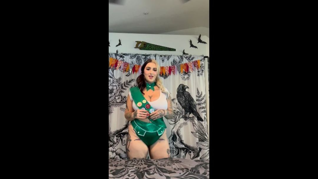 Squirting Sucking Girlscout