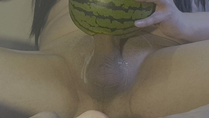 Big Messy Cumshot And Melon Creampie