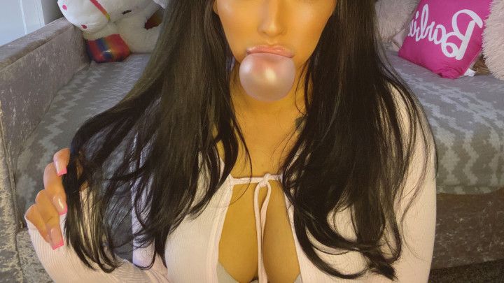 bubblegum blowing bimbo