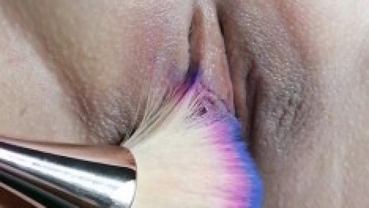 Makeup Brush Pussy Teasing