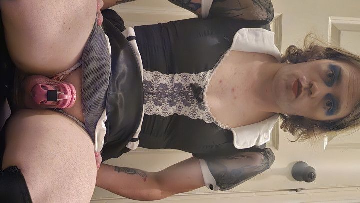 Sissy Maid cleans for her Queen
