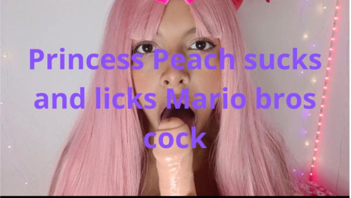 Princess Peach sucks Mario Bros' cock