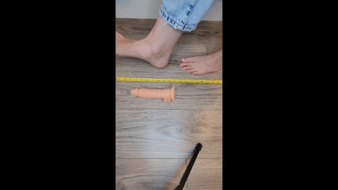 Comparing yourself to my huge feet with dildo foot job