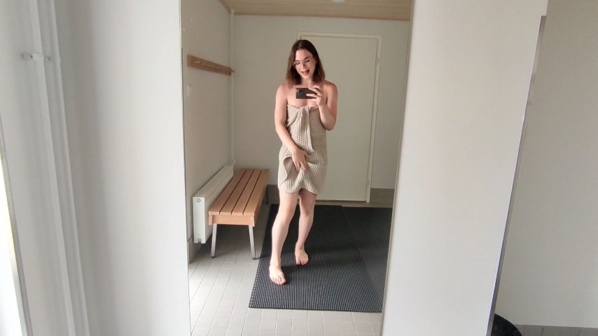 Getting excited in a sauna and cumming on a public balcony