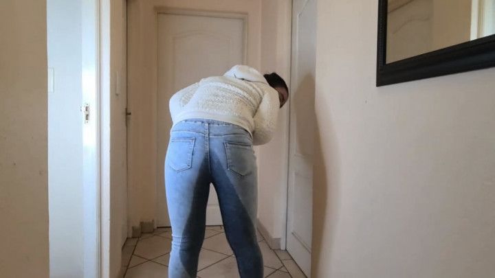 Brunette hallway messy jean pissing