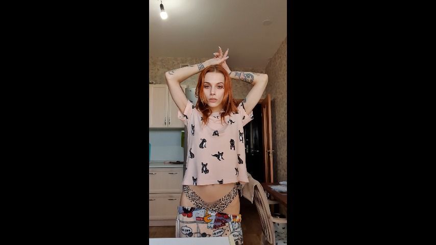 FREE BEAUTIFUL SKINNY HOT GIRL REDHEAD