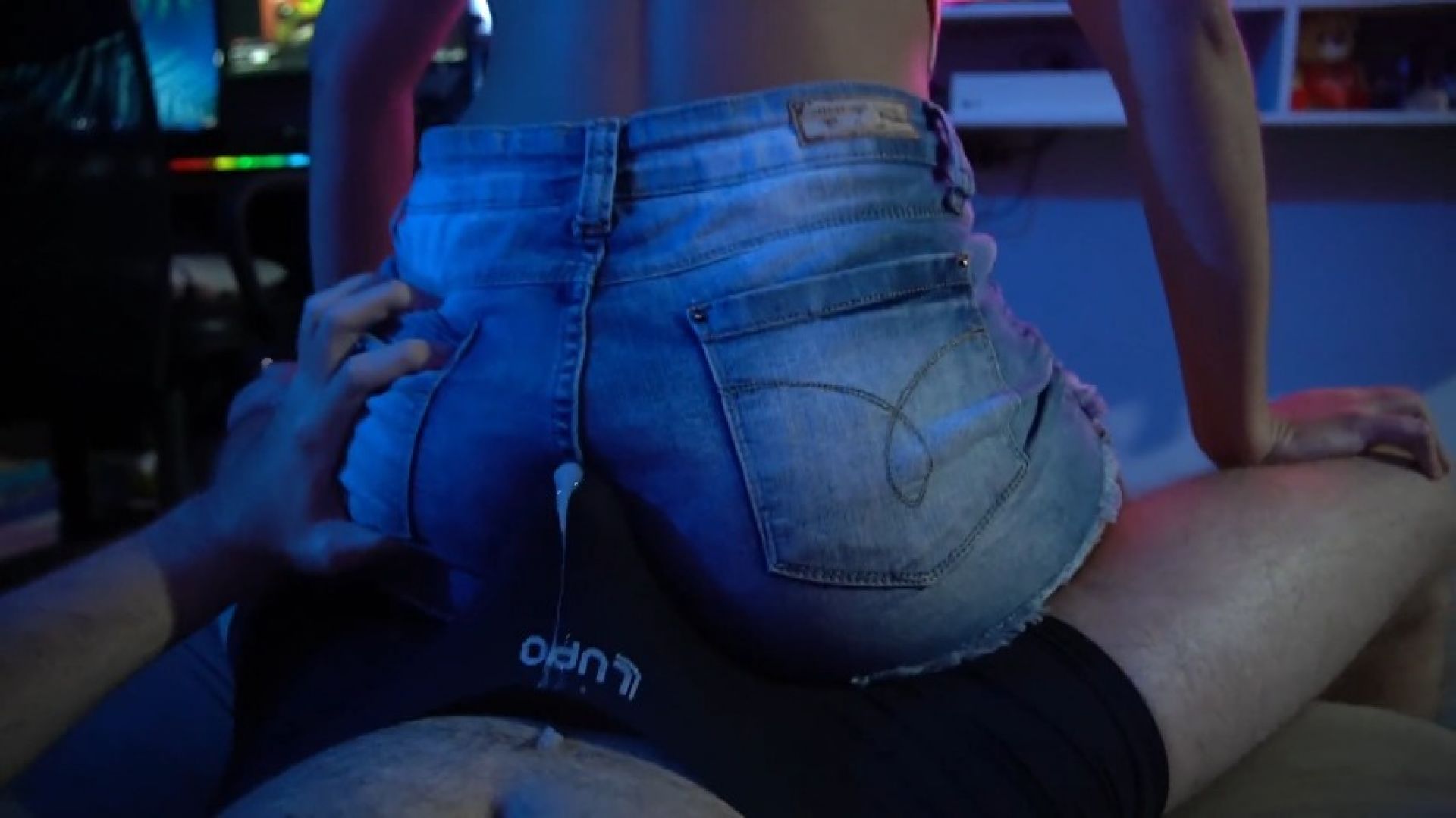 Jean shorts lap dance orgasm, dry huming ass till cum pants