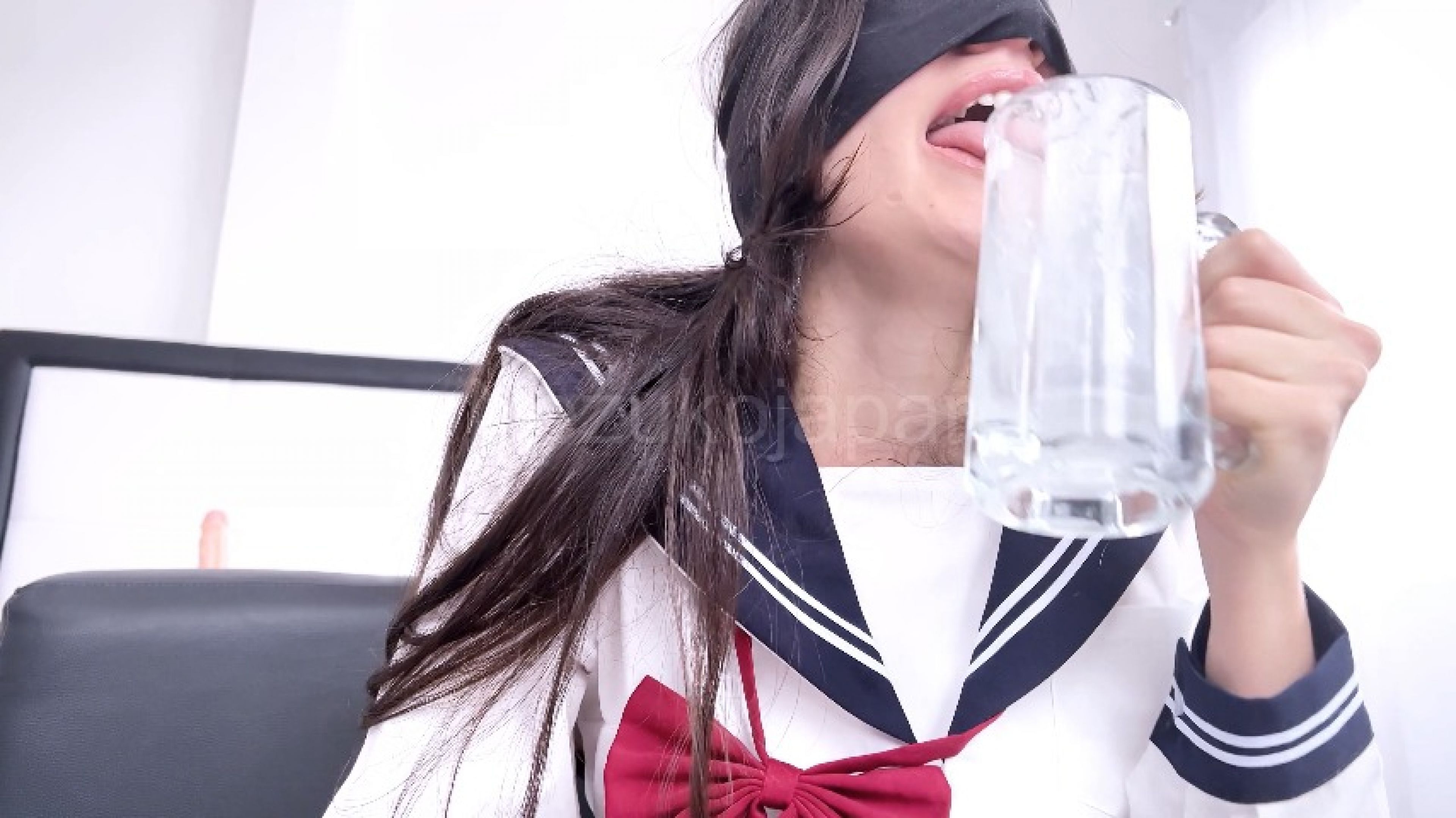 sexy ASIAN girl decides to TASTE his squirt