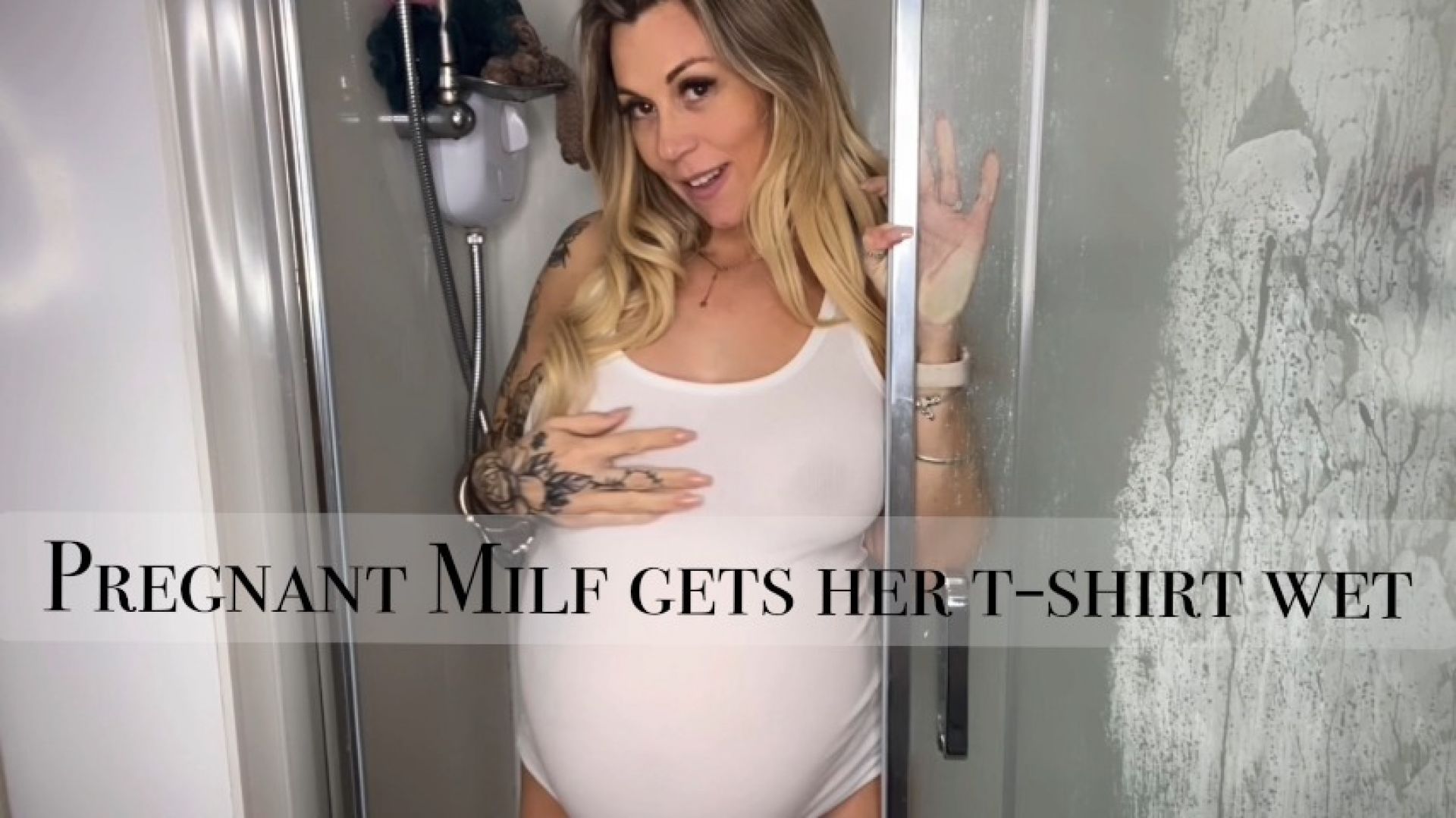 Pregnant MILF gets her T-shirt wet