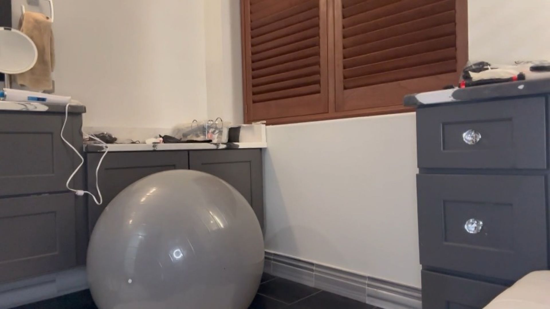 Pregnant Stability Ball Masturbation And Fuck